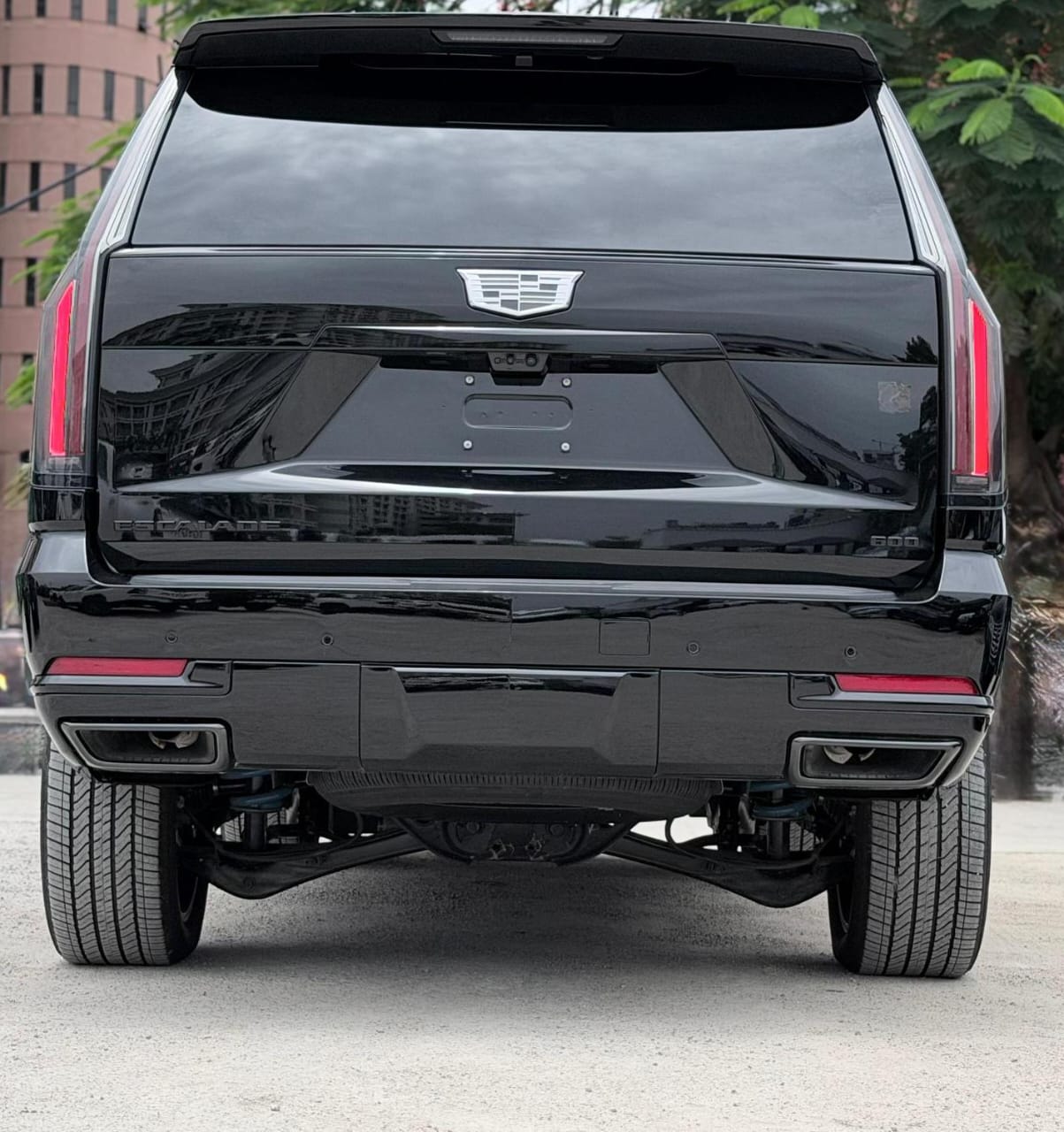 
								Four units of 2023/2024 and 2025/2026 bulletproof Escalade 600.  Inkas amoring and Alpine amoring  📍620m for 2023/2024 and  k📍N730m for 2025/2026 model respectively  Capable buyers only full									