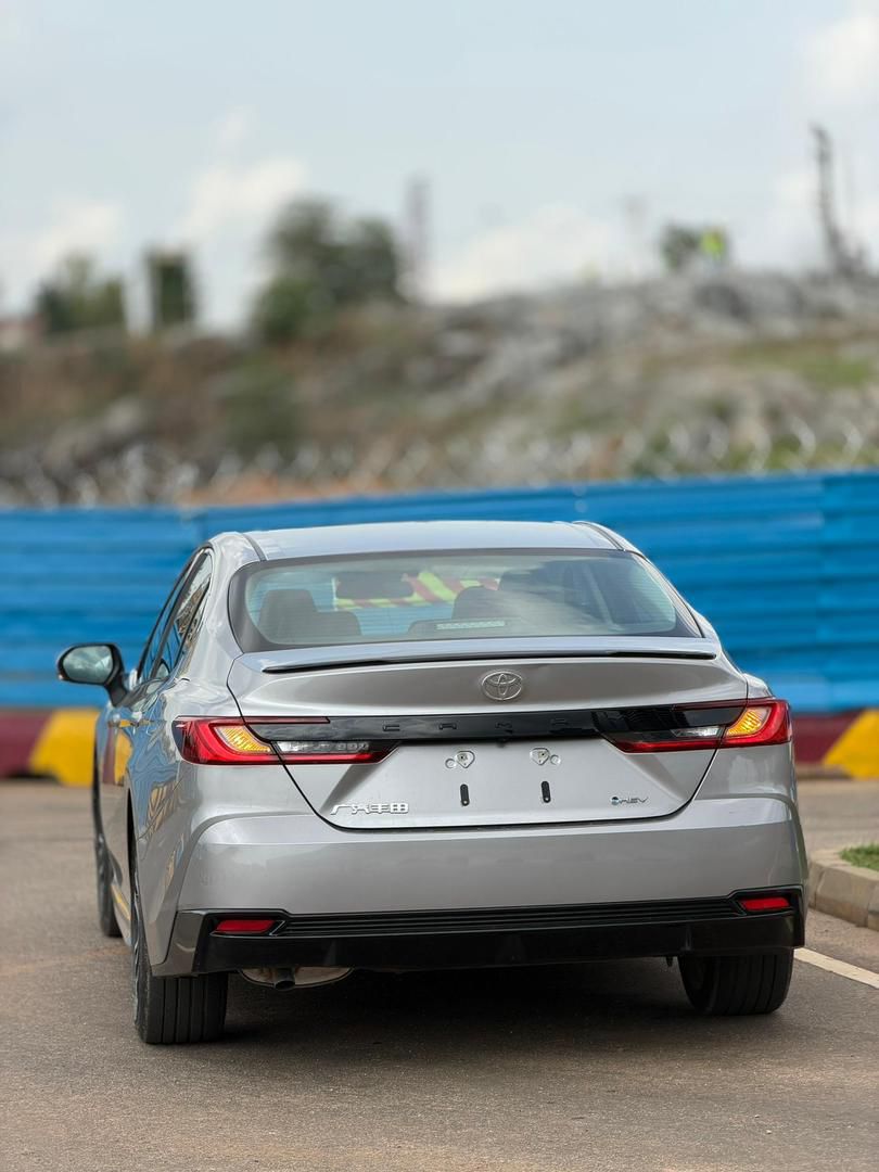 
								Foreign Used Toyota Camry HEV Year:2026 Custom Duty: Paid Price: N63.5M Location: Abuja full									