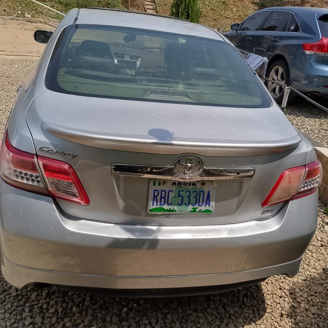 
								Distress Distress Toyota Camry 2010 going for owner wants 5m net full									