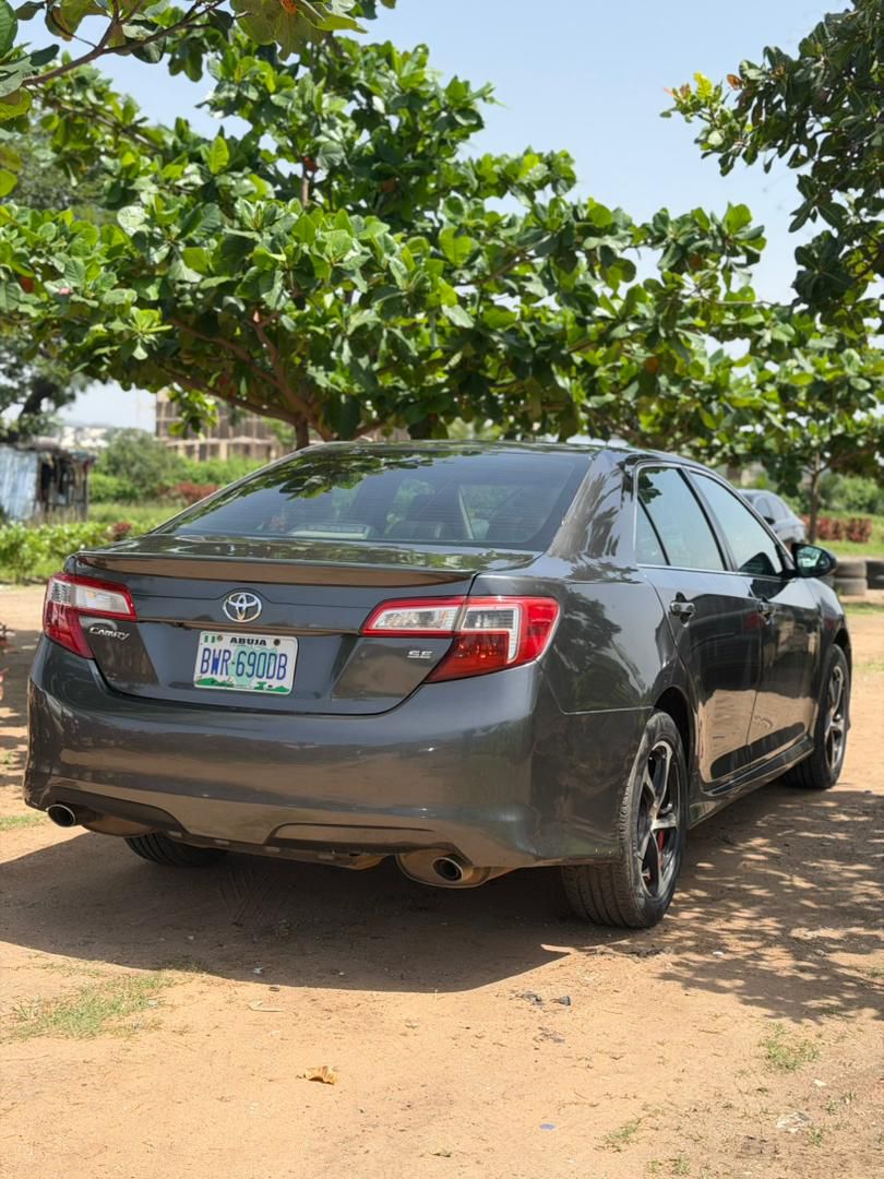
								Toks grade 2013 Toyota Camry with untampered engine and gear for 10M Naira only. Call me for more details! full									