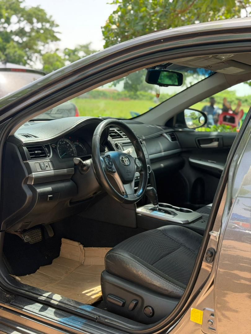 
								Toks grade 2013 Toyota Camry with untampered engine and gear for 10M Naira only. Call me for more details! full									