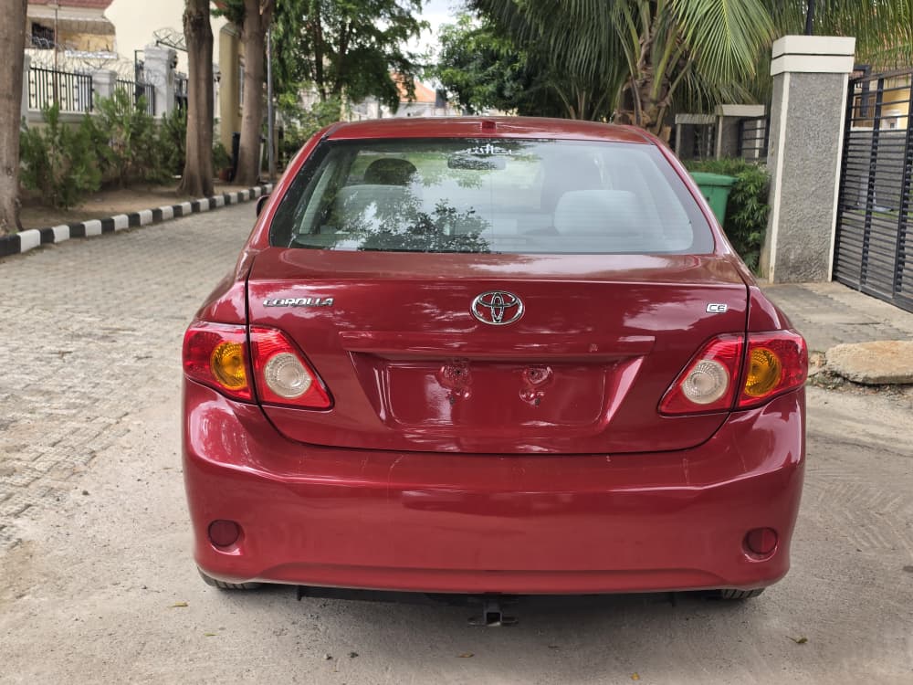 
								New in: Extremely clean First body foreign used Accident free 2010 Toyota corolla LE with may duty going for just 10.3m full									