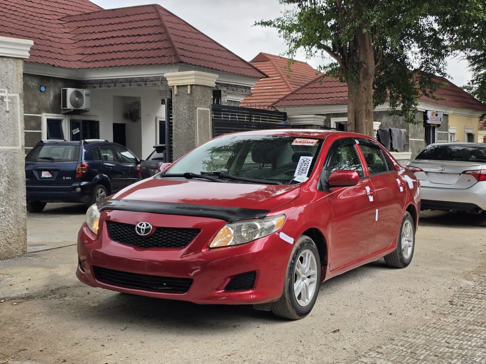 
								New in: Extremely clean First body foreign used Accident free 2010 Toyota corolla LE with may duty going for just 10.3m full									