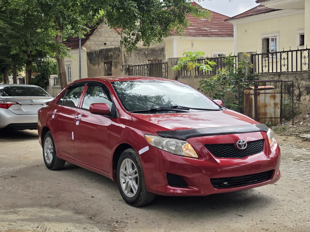 
								New in: Extremely clean First body foreign used Accident free 2010 Toyota corolla LE with may duty going for just 10.3m full									
