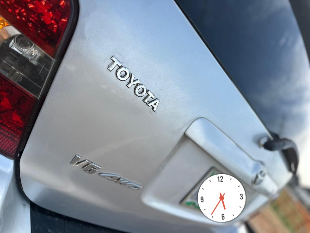 
								Giveaway Deal‼️‼️‼️ Carefully Used 2007 V6 Toyota Highlander car is in pristine condition (Nothing To Fix) Ac Ice🥶 with original duty going for just 5.5m with me Lugbe Abuja📍 ZERO CHAIN DEAL full									