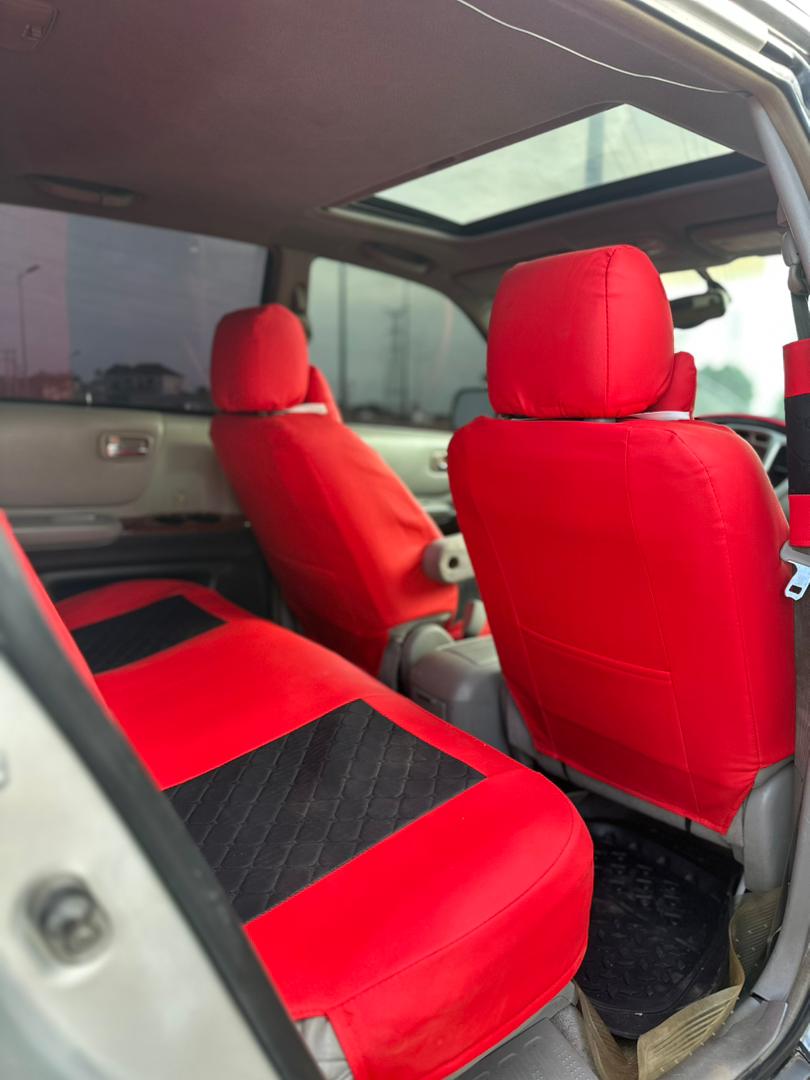 
								Giveaway Deal‼️‼️‼️ Carefully Used 2007 V6 Toyota Highlander car is in pristine condition (Nothing To Fix) Ac Ice🥶 with original duty going for just 5.5m with me Lugbe Abuja📍 ZERO CHAIN DEAL full									