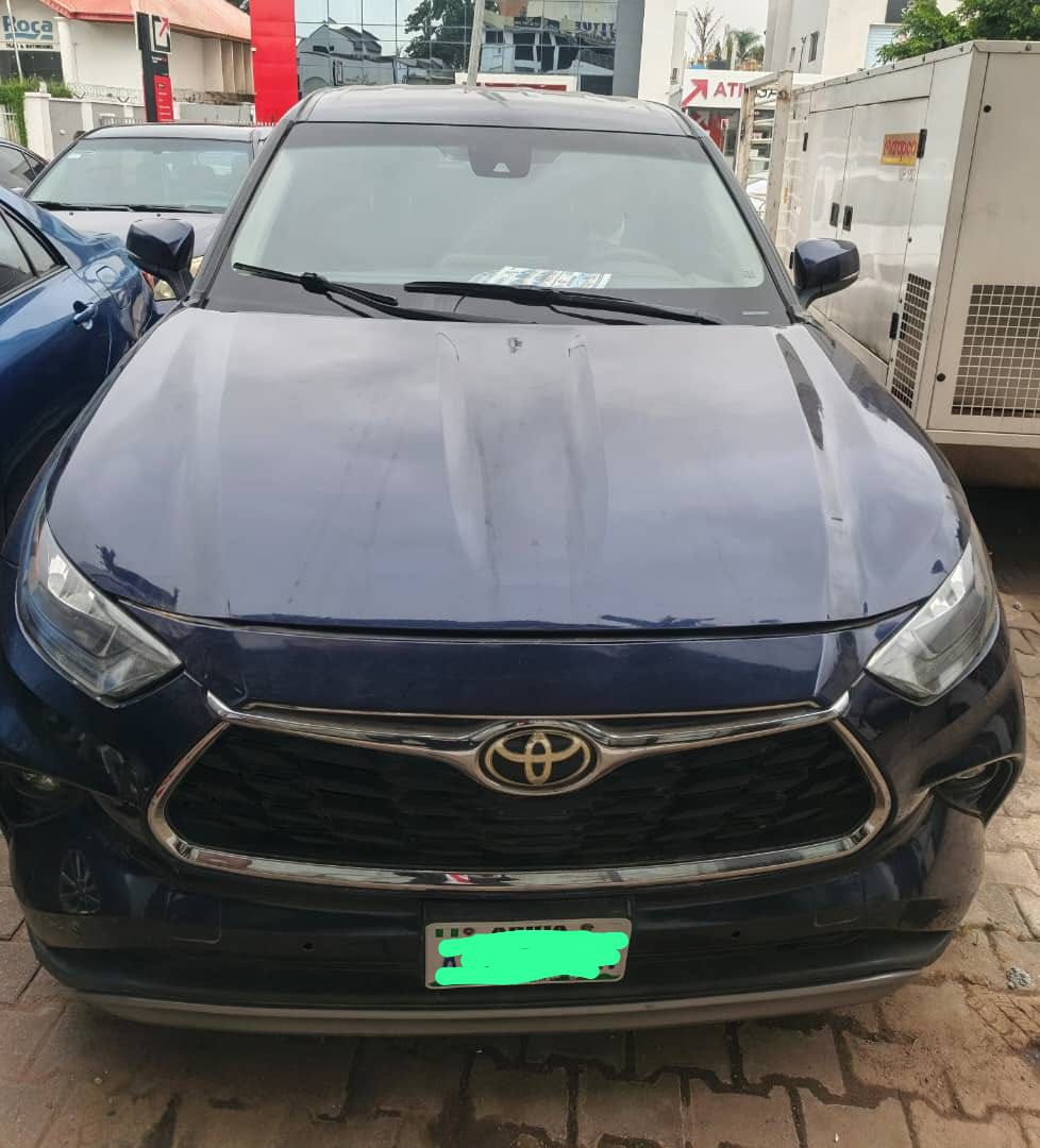 
								Quick Sale TOYOTA HIGHLANDER 2021 UNTEMPERED ENGINE AND GEAR AC CHILLING 🥶 NO DUTY❌ 🏷️26.5M NET 📍MAITAMA ABUJA full									