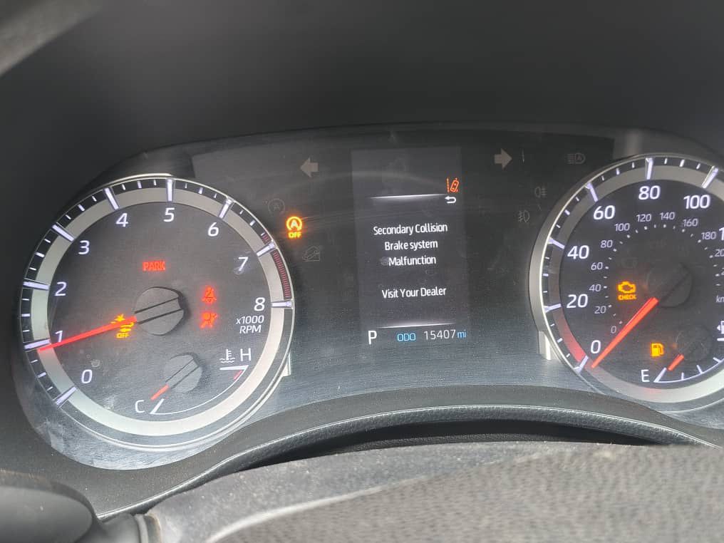 
								Quick Sale TOYOTA HIGHLANDER 2021 UNTEMPERED ENGINE AND GEAR AC CHILLING 🥶 NO DUTY❌ 🏷️26.5M NET 📍MAITAMA ABUJA full									