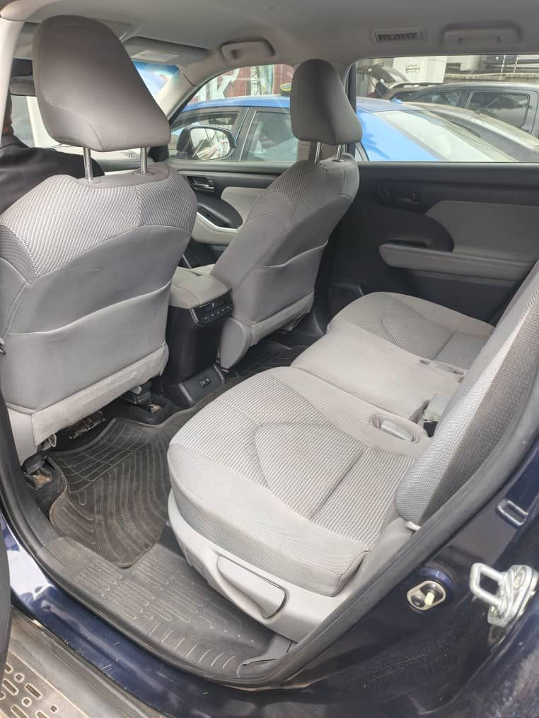 
								Quick Sale TOYOTA HIGHLANDER 2021 UNTEMPERED ENGINE AND GEAR AC CHILLING 🥶 NO DUTY❌ 🏷️26.5M NET 📍MAITAMA ABUJA full									