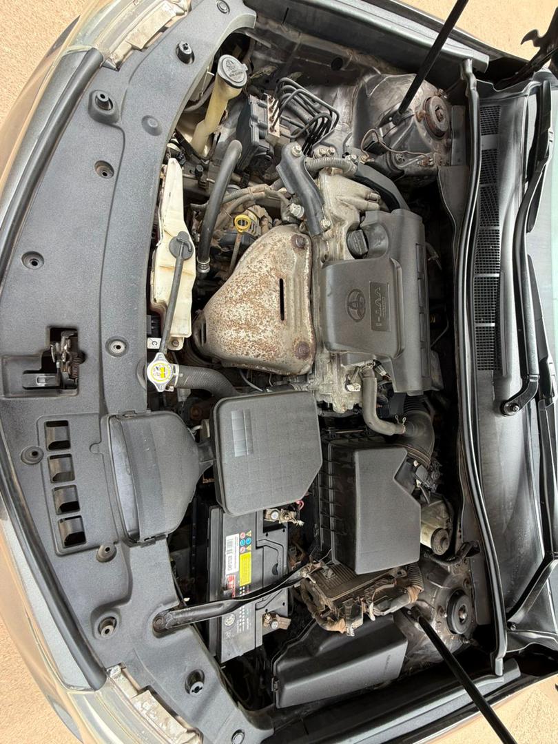 
								NEATLY USED 2013 TOYOTA CAMRY SE WITH PROPER DOCUMENTATION UNTAMPERED SYSTEM GOING FOR 10.5M ABUJA DEAL full									