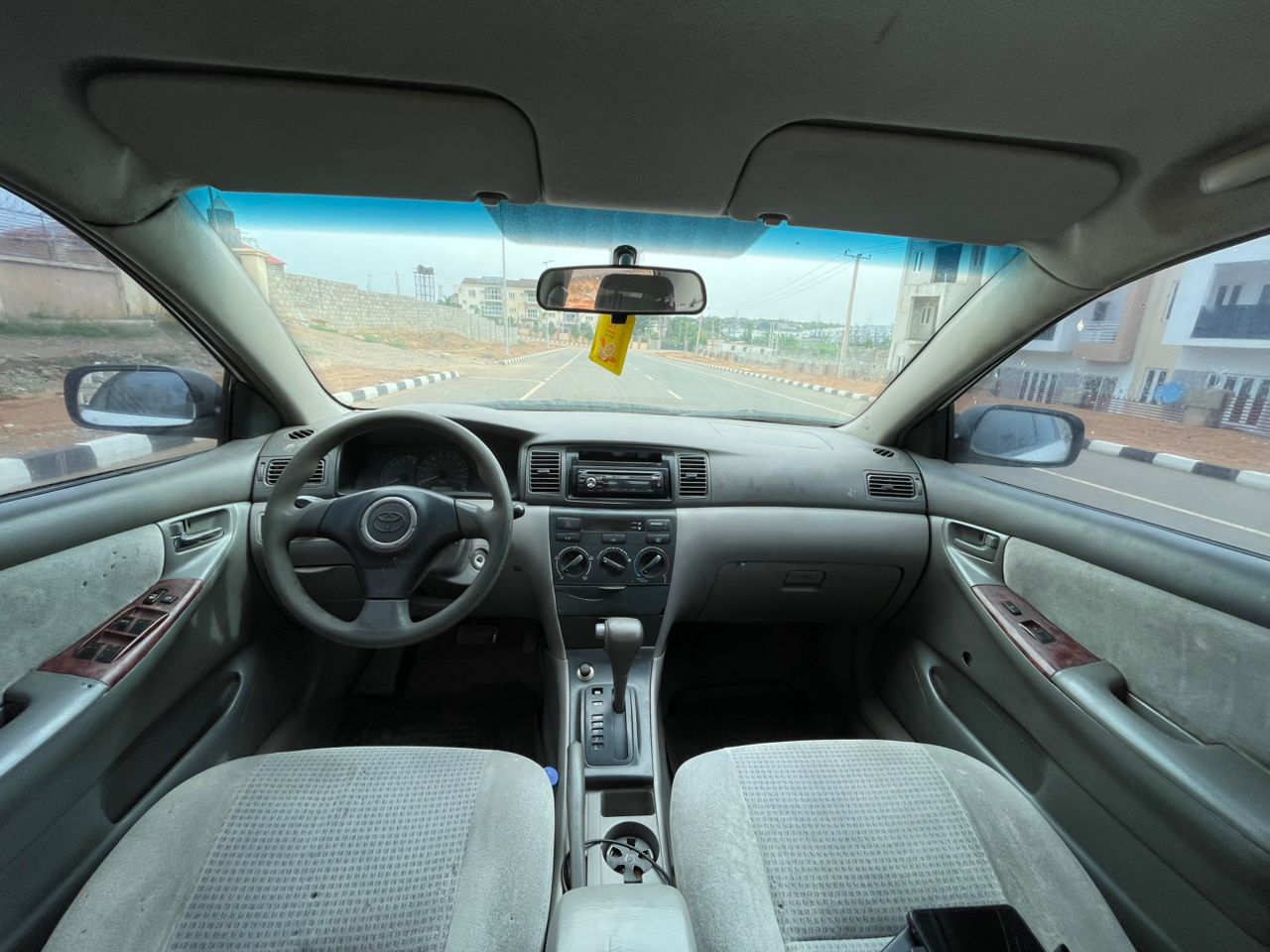 
								Extremely clean Toyota Corolla 2007 model with untampered engine and gear for 6.2m  📍Abuja full									