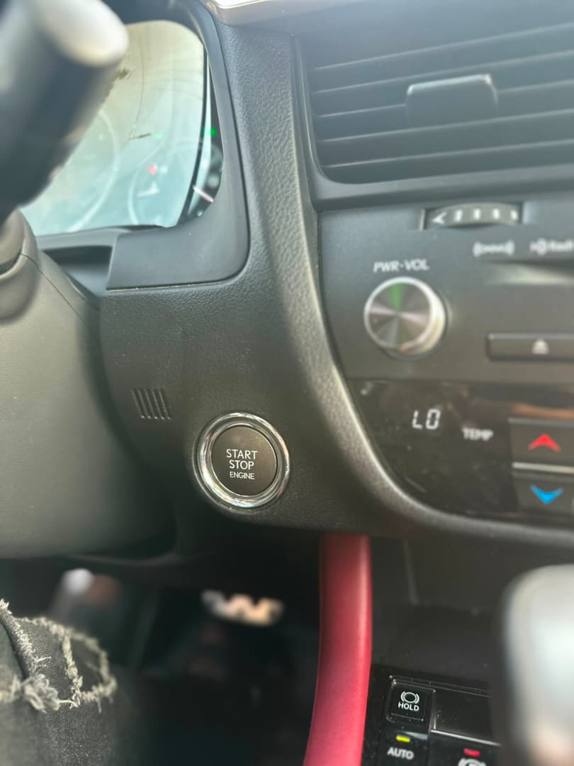 
								Good Deal‼️‼️‼️ Grade A (Accident Free) Foreign Used 2017 Lexus Rx350 (Fsport) car is in pristine condition fullest option (Keyless Mouse & Open Roof) with original 2026 entry duty going for just 57.5m with sambo with me Lugbe Abuja📍 ZERO CHAIN DEAL full									