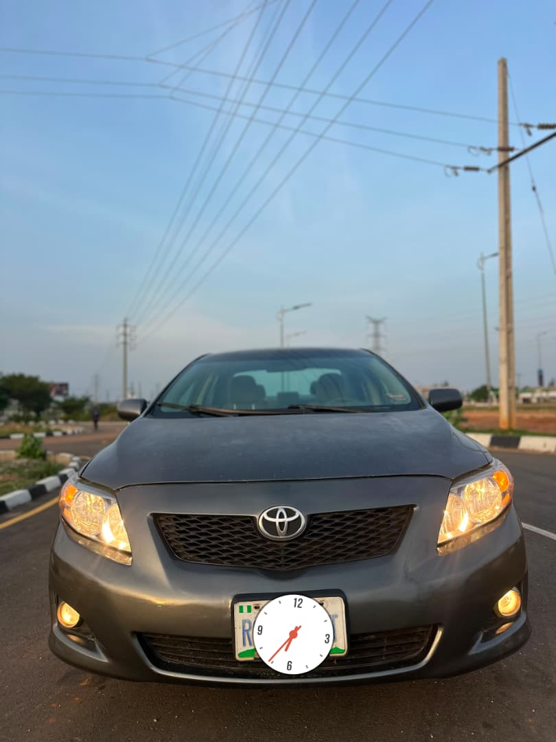 
								Giveaway Deal‼️‼️‼️ Grade A Carefully Used 2009/10 Toyota Corolla (Le) car is first body still in pristine condition (Nothing To Fix) with original duty going for just 7.2M LAST WITH ONLY 200K SAMBO with me Lugbe Abuja📍 ZERO CHAIN DEAL full									