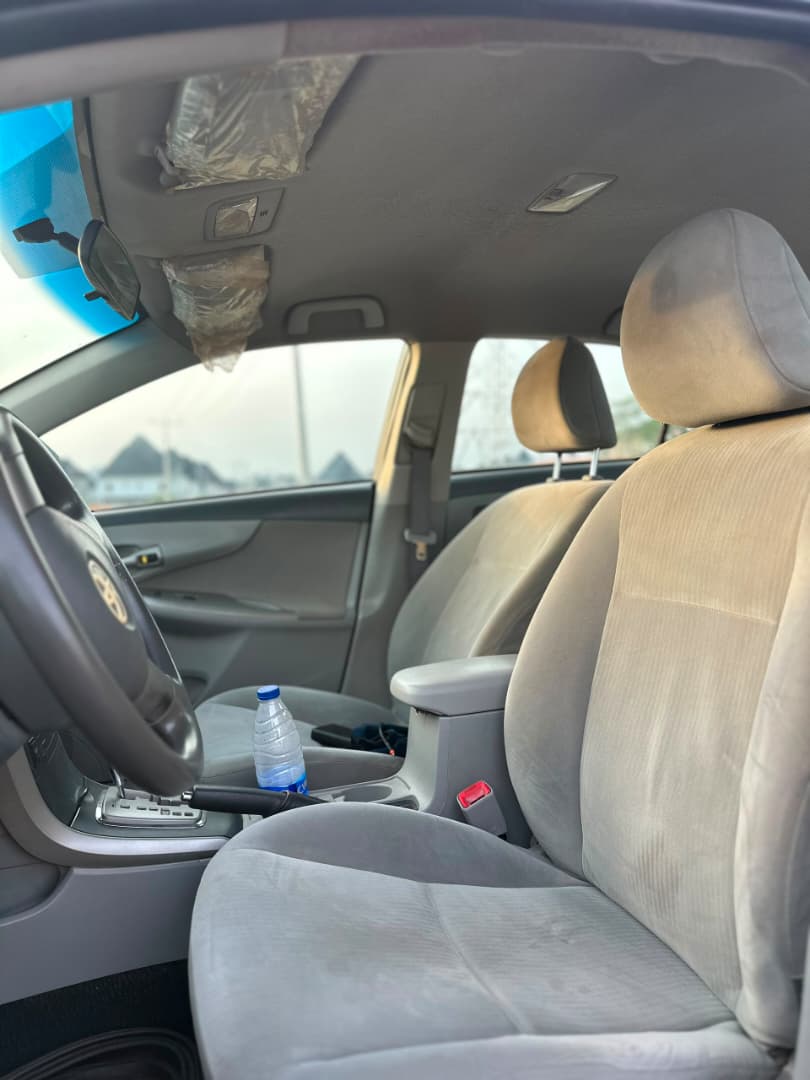 
								Giveaway Deal‼️‼️‼️ Grade A Carefully Used 2009/10 Toyota Corolla (Le) car is first body still in pristine condition (Nothing To Fix) with original duty going for just 7.2M LAST WITH ONLY 200K SAMBO with me Lugbe Abuja📍 ZERO CHAIN DEAL full									