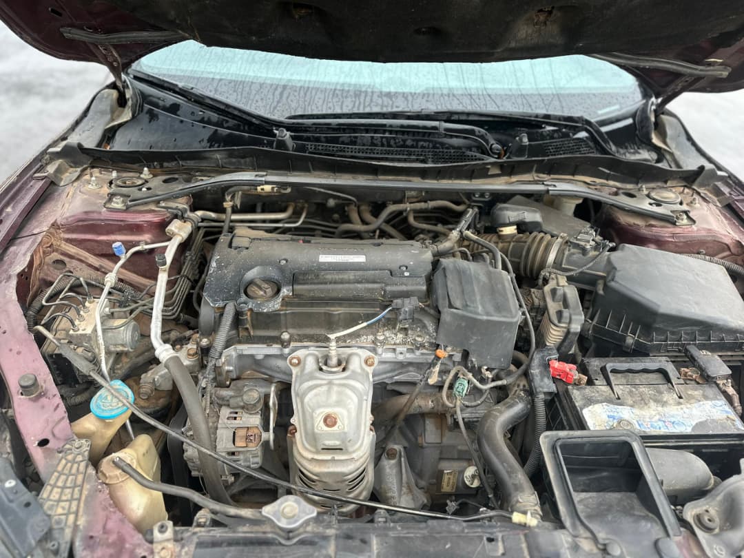 
								Good Deal‼️‼️‼️ Carefully Used (Unregistered) 2017 on belt Honda Accord (Sport) car is in pristine condition (Nothing To Fix) with original duty going for just 13.5m with our sambo Lugbe Abuja📍 ZERO CHAIN DEAL full									