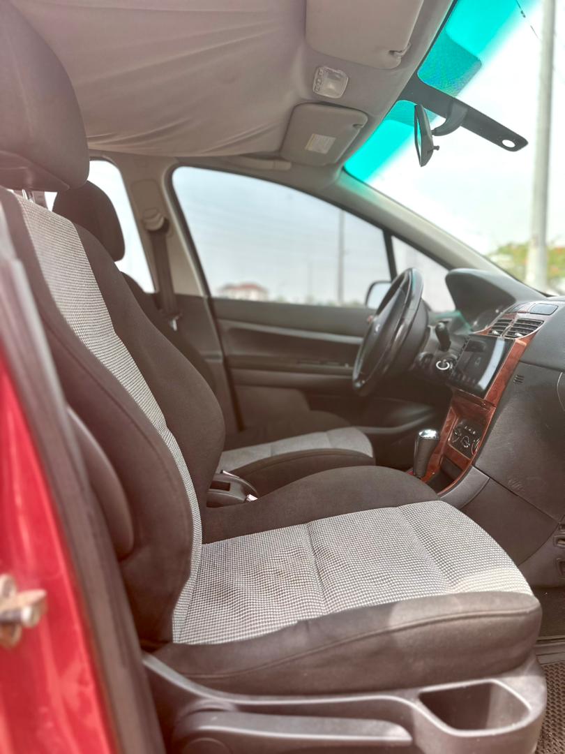 
								Giveaway Deal‼️‼️‼️ (70k Mileage) Carefully Used 2013 Peugeot 307 car is in pristine condition (Nothing To Fix) with Android screen chilling Ac duty✅ going for just 4m with small sambo with me Lugbe Abuja📍 ZERO CHAIN DEAL full									