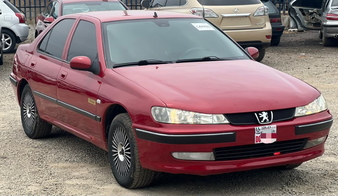 
								MANUAL DRIVE‼️‼️‼️ Peugeot 406 2006 Neatly Used  Price:5.5m Location: Abuja full									