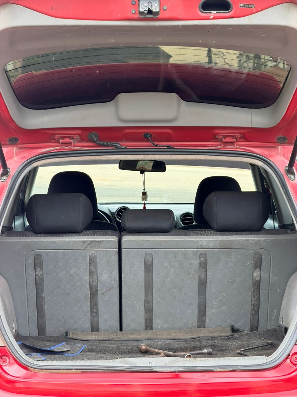 
								2009 TOYOTA MATRIX,FIRST BODY PAN,UNTOUCHED ENGINE AND GEARBOX,AC CHILLING VERY WELL,NOTHING TO FIX ON THE CAR,BUY AND DRIVE  GOING FOR 6.7M full									