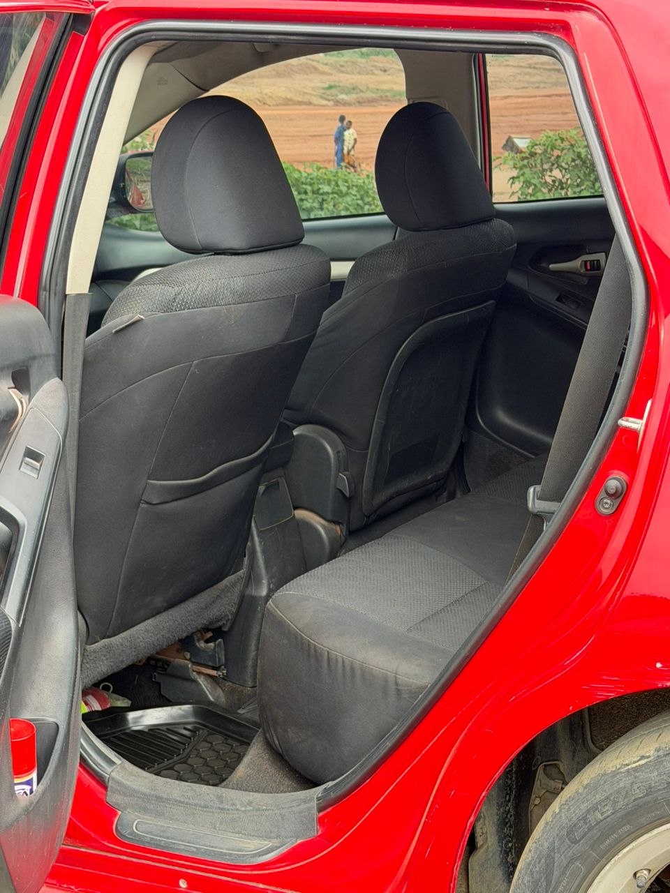 
								2009 TOYOTA MATRIX,FIRST BODY PAN,UNTOUCHED ENGINE AND GEARBOX,AC CHILLING VERY WELL,NOTHING TO FIX ON THE CAR,BUY AND DRIVE  GOING FOR 6.7M full									