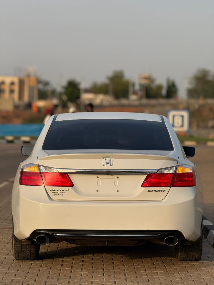 
								Distress Sell Foreign Used Honda Accord 2014 Sport for just 11.9m Abuja full									