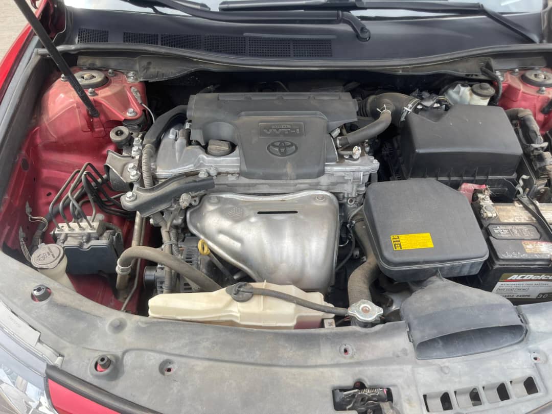 
								THIS 2014 TOYOTA CAMRY WAS BOUGHT FROM ME  AND REGISTERED NOVEMBER 2025,CAR IS STILL IN ITS BELGIUM STATE..WHY NOT PAY #10.8M FOR THIS INSTEAD OF PAYING #13.5M FOR BELGIUM.. YOU SELF THINK AM full									