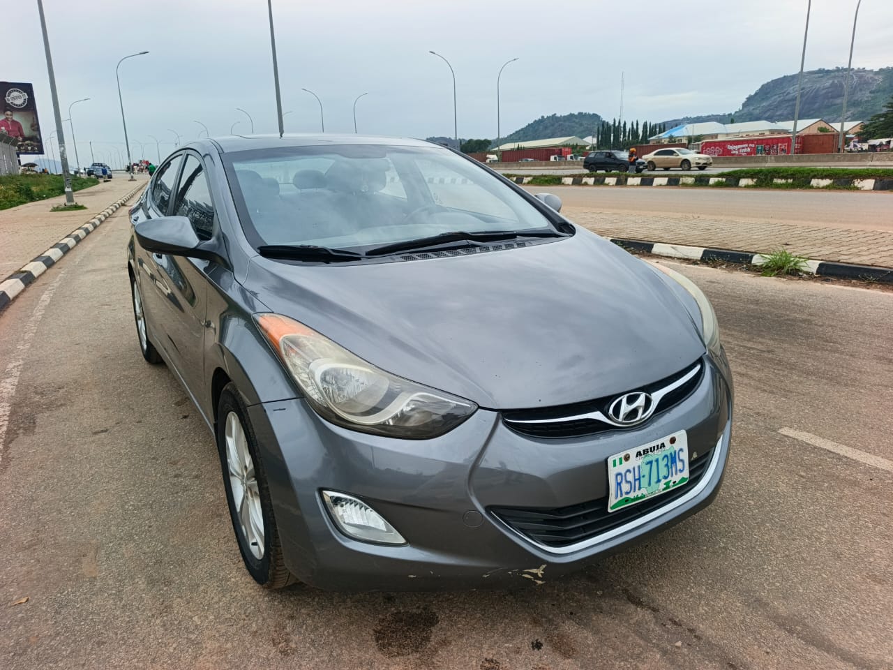 
								Few Months used 2012Hyundai Elantra with untempered engine and gear, chilling A.C@6.7m naira only,  Manual transmission Location Abuja. full									