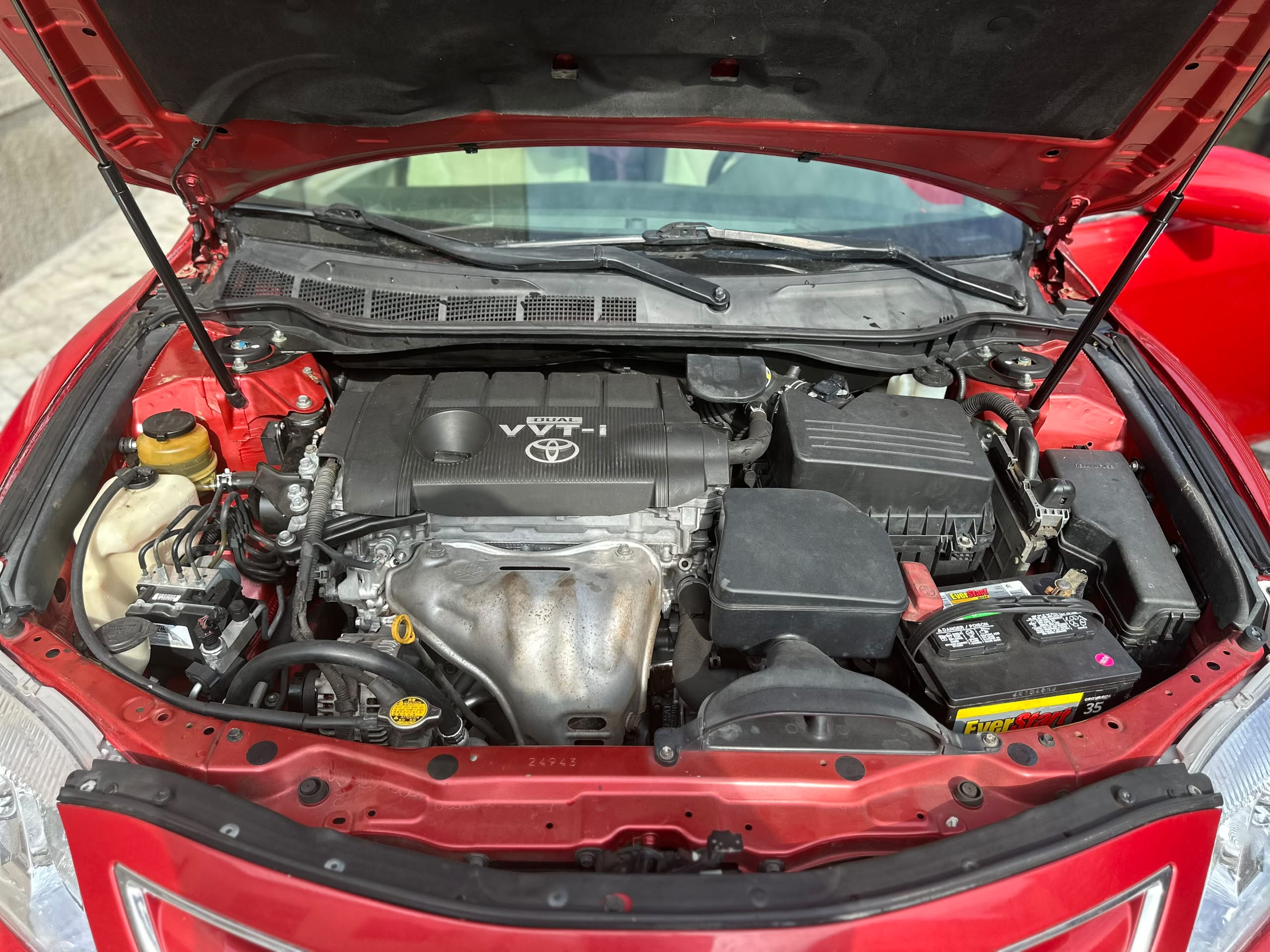 
								New in: Highest Grade Foreign Used Toyota camry LE with may 2026 Duty Accident free going for just   10.5m    No long talk car b like brand new. Dashboard no dey gum e sharp. full									