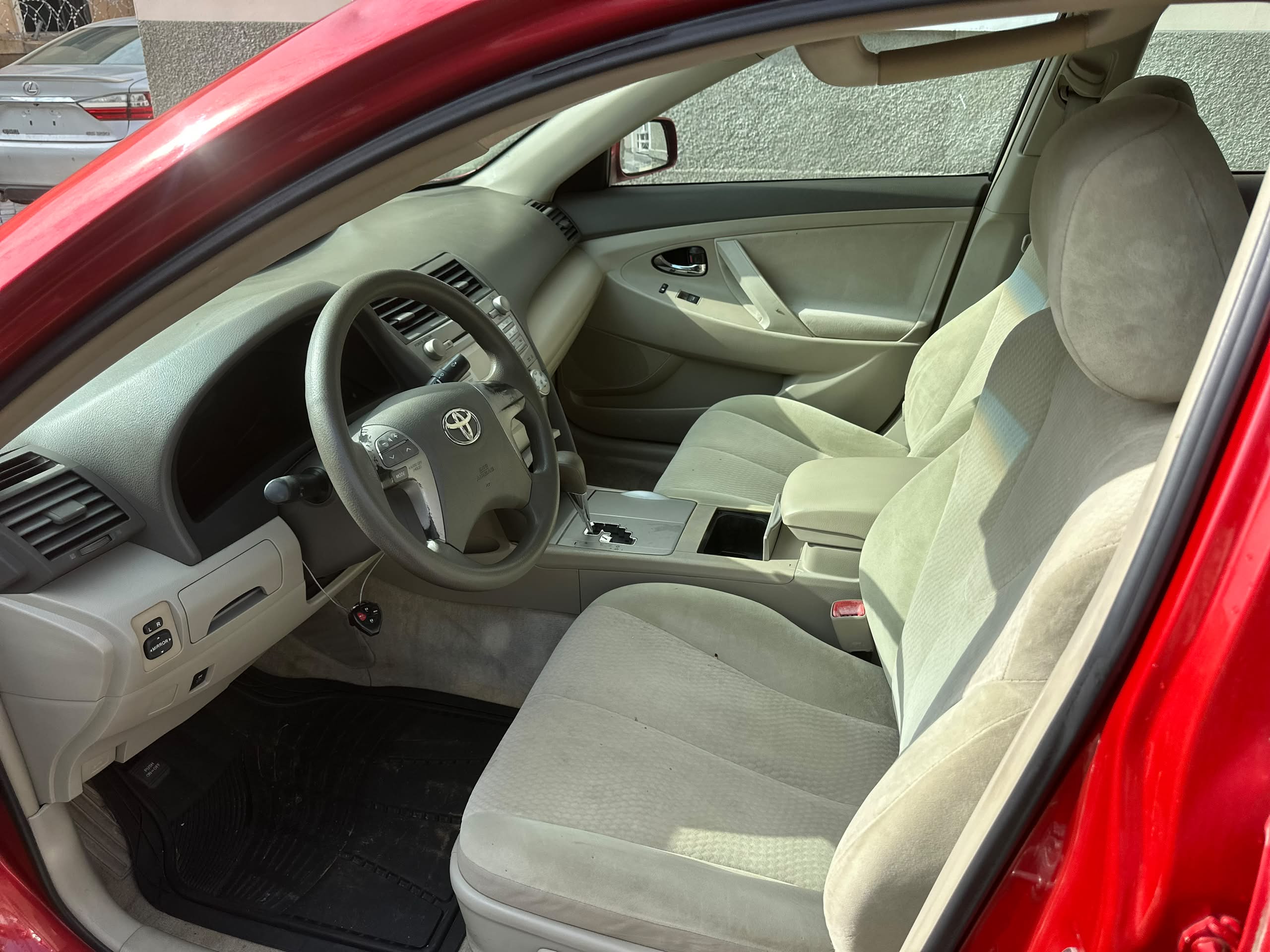 
								New in: Highest Grade Foreign Used Toyota camry LE with may 2026 Duty Accident free going for just   10.5m    No long talk car b like brand new. Dashboard no dey gum e sharp. full									