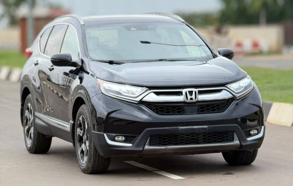 
								3 MONTHS USED 2020 HONDA CRV NOTHING TO FIX WITH ORIGINAL CUSTOM DUTY FULLY PAID GOING FOR 23.5M ABUJA DEAL full									