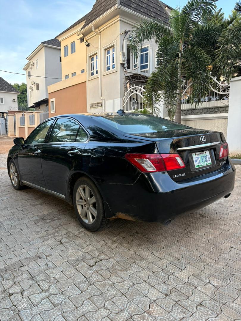 
								Quick Sale Lexus ES350 2008 with sound engine and gear, ac is freezing 🥶 with original duty✅ 🏷️6M Net 📍Gwarimpa Abuja📍 full									