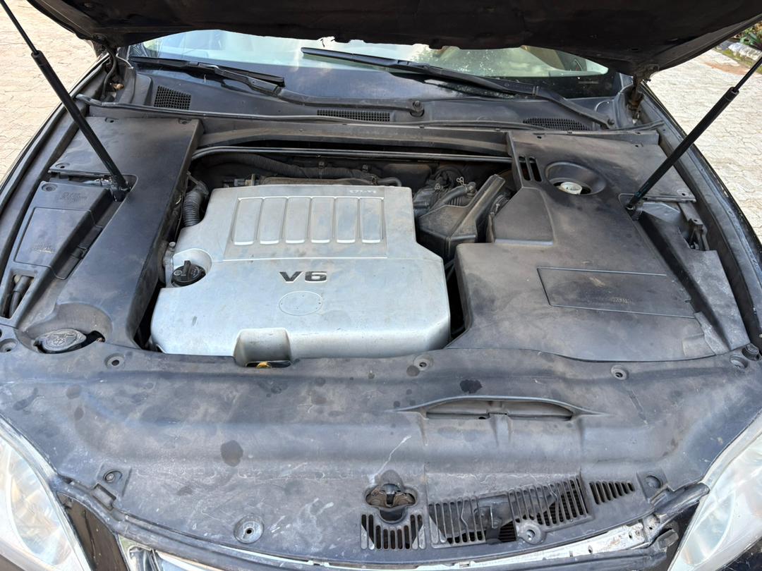 
								Quick Sale Lexus ES350 2008 with sound engine and gear, ac is freezing 🥶 with original duty✅ 🏷️6M Net 📍Gwarimpa Abuja📍 full									