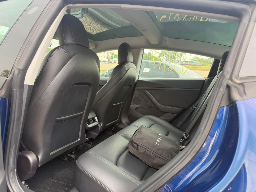 
								2022 FOREIGN USED TESLA MODEL 3 WITH ORIGINAL DUTY GOING FOR  🏷️65M NET 📍ABUJA DEAL📍 full									