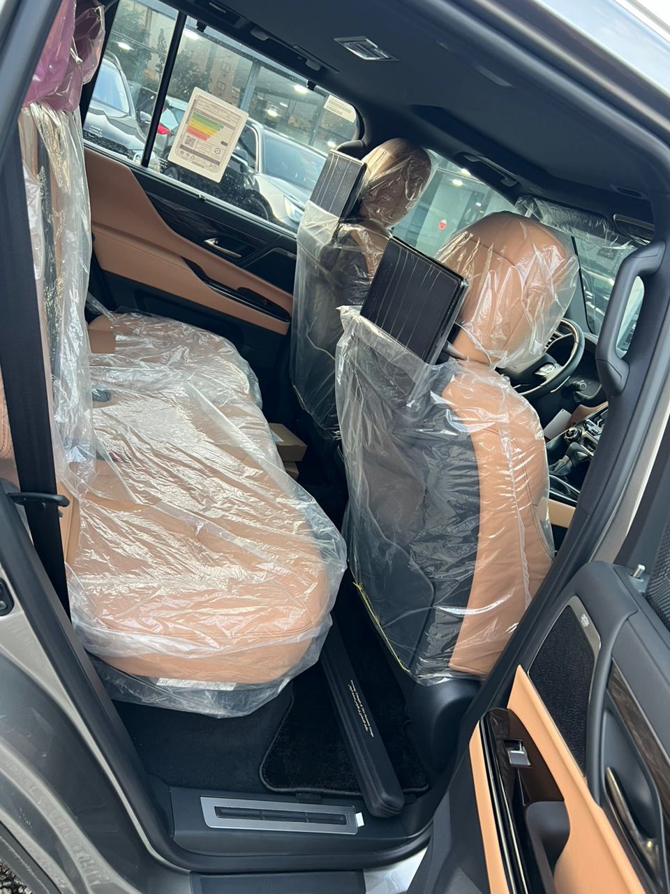 
								Brand new  Lexus LX600 2025 270m full									