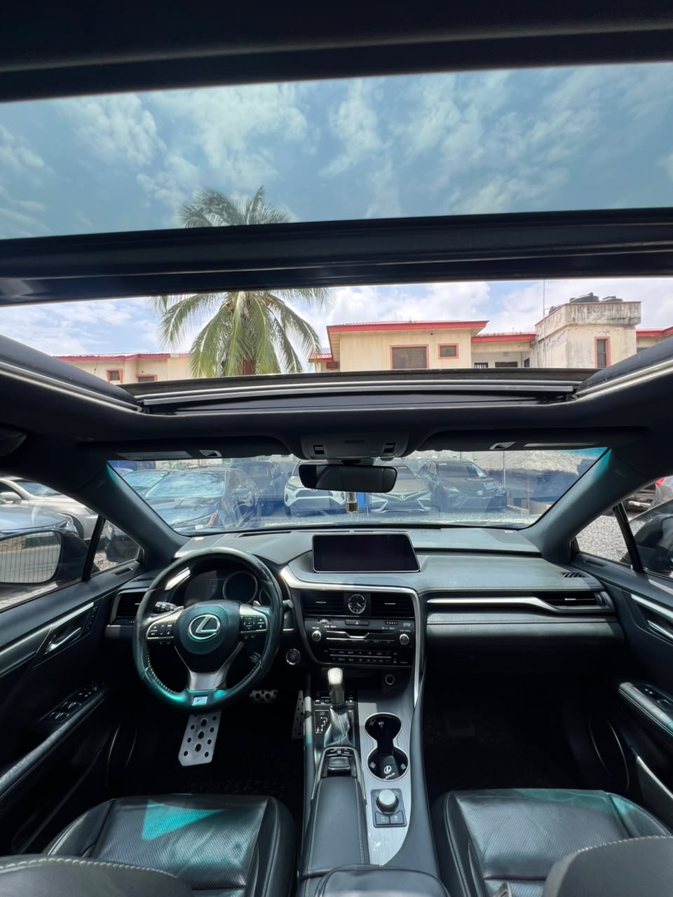
								2016 Lexus ES 350 – ₦33M Super clean foreign used Buy and drive 📍Abuja 💰Price: ₦33 Million full									