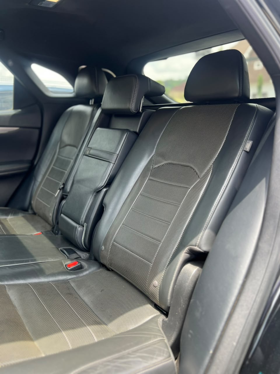 
								2016 Lexus ES 350 – ₦33M Super clean foreign used Buy and drive 📍Abuja 💰Price: ₦33 Million full									