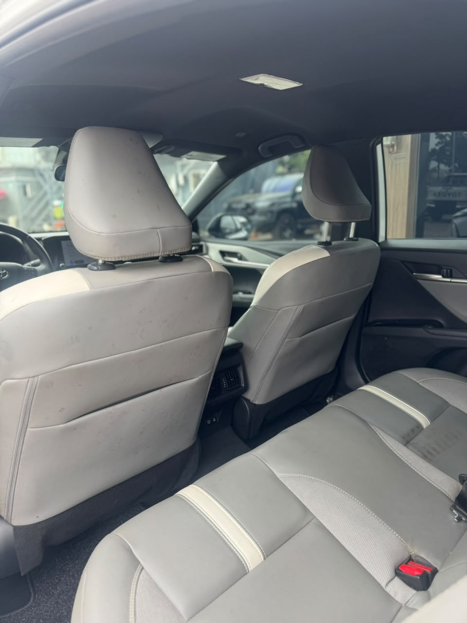 
								Foreign used 2025 Toyota Camry  SE Hybrid   Original custom duty  Clean title  Going for 45m  Abuja deal full									