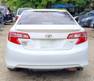 FEW MONTHS USED 2013 TOYOTA CAMRY SE NOTHING TO FIX WITH ORIGINAL CUSTOM DUTY FULLY PAID GOING FOR 10.7M ABUJA DEAL