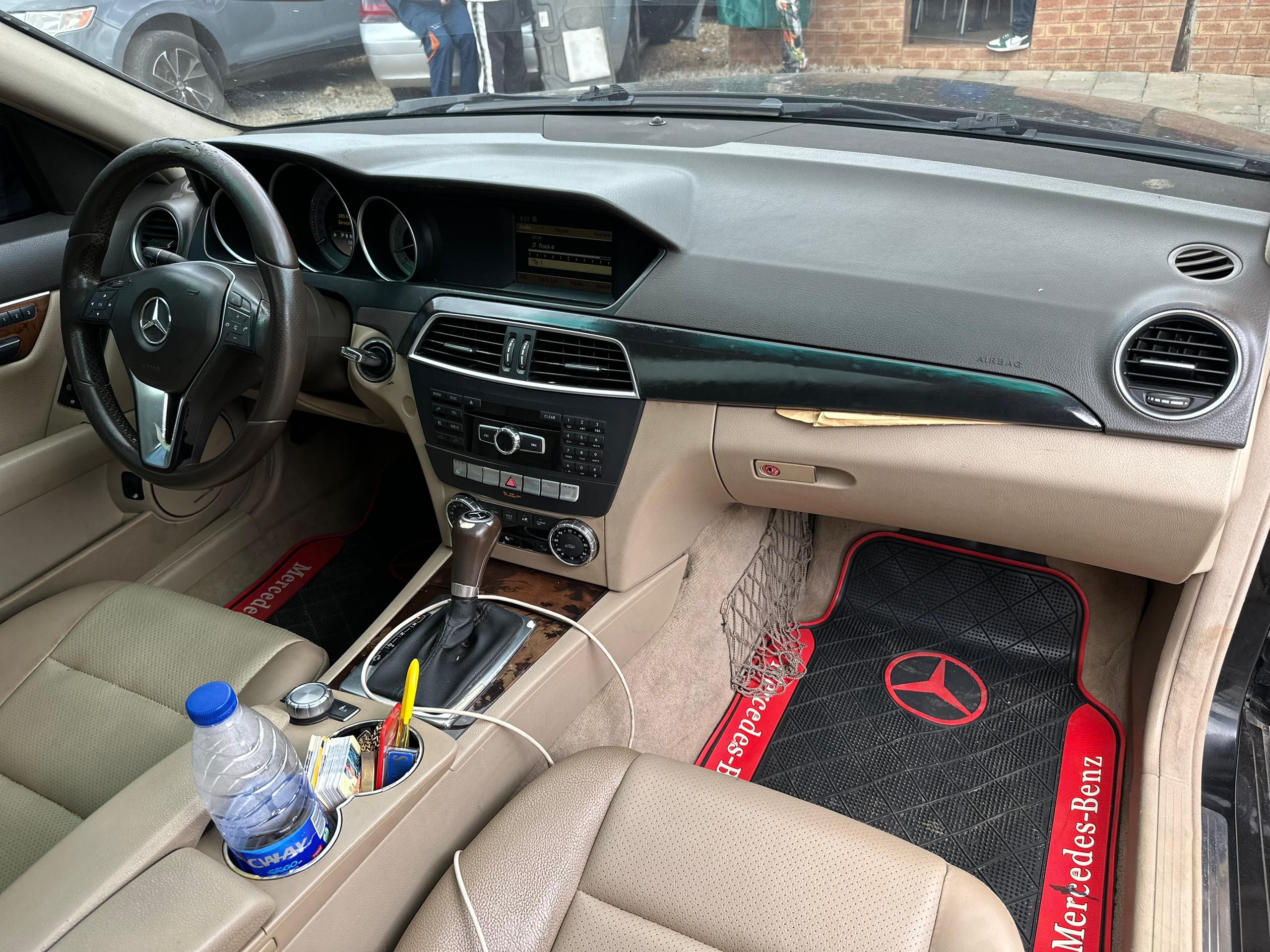 
								Belgium standard 2013 Mercedes Benz C300 4matic with original documents and fully Untampered engine and gear ac chilling everything working perfectly nothing to fix buy and drive.  💰 8.5 million naira only 📍 Abuja full									