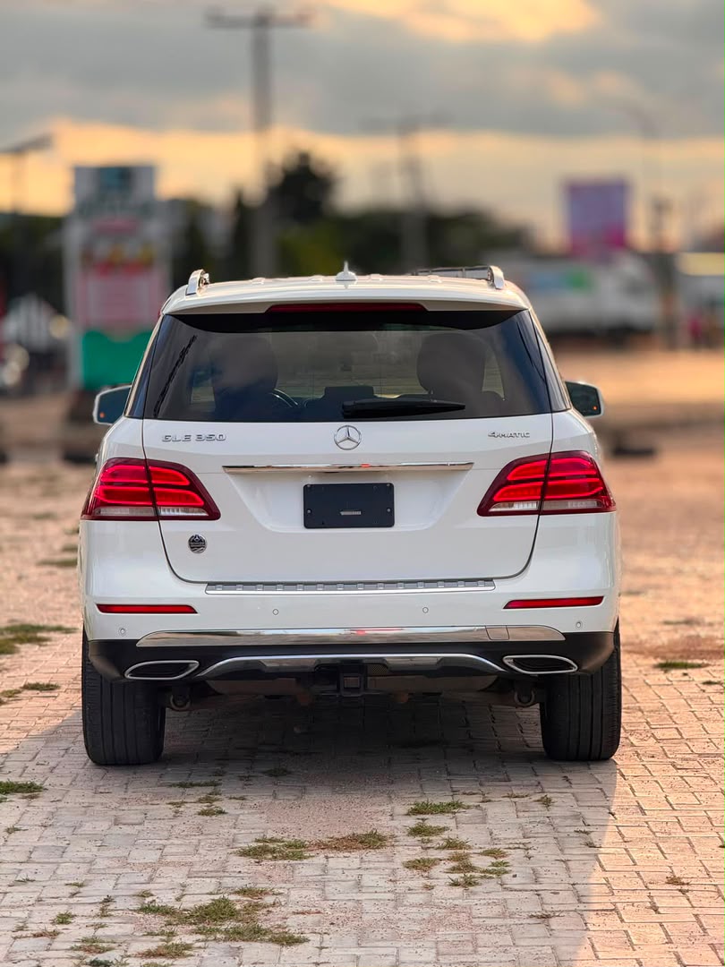 
								MERCEDES-BENZ GLE350 Foreign used 2018 Keyless 360 Cam Original duty ☑️ 🏷️33m 📍Abuja full									