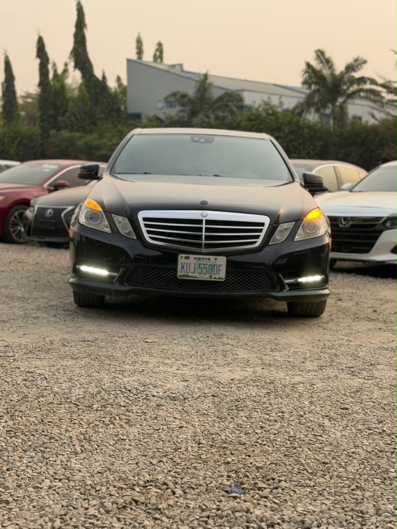 
								Distress 2012 E350 Benz Blueefficiency for just 7.9m Abuja full									