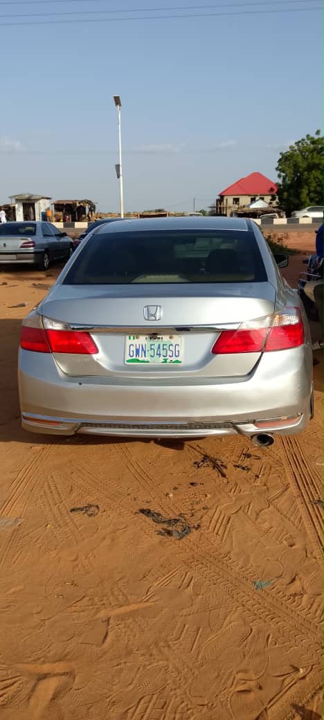 
								Distress Sell Extremely clean used Honda Accord 2014 for just 7.9m now now full									