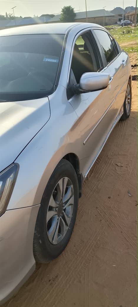 
								Distress Sell Extremely clean used Honda Accord 2014 for just 7.9m now now full									