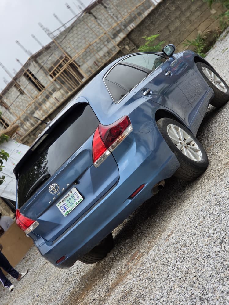 
								FOREIGN USED🇺🇸 2010 TOYOTA VENZA WITH KEY ENTRY V4 ENGINE AND VALID DUTY HEADED FOR 15 MILLION NAIRA ONLY‼️ full									