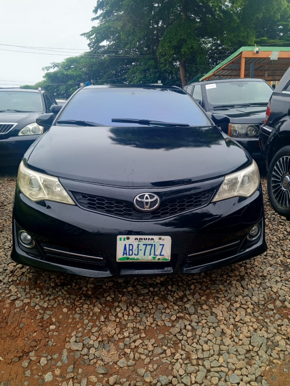 
								Belgium standard 2014 Toyota Camry untempered engine and gear AC chilling Going for 9.8M full									