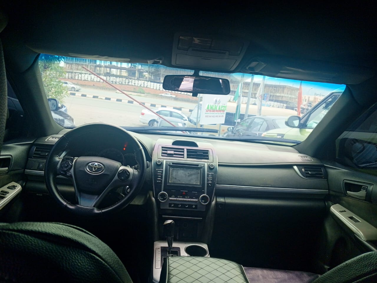 
								Belgium standard 2014 Toyota Camry untempered engine and gear AC chilling Going for 9.8M full									