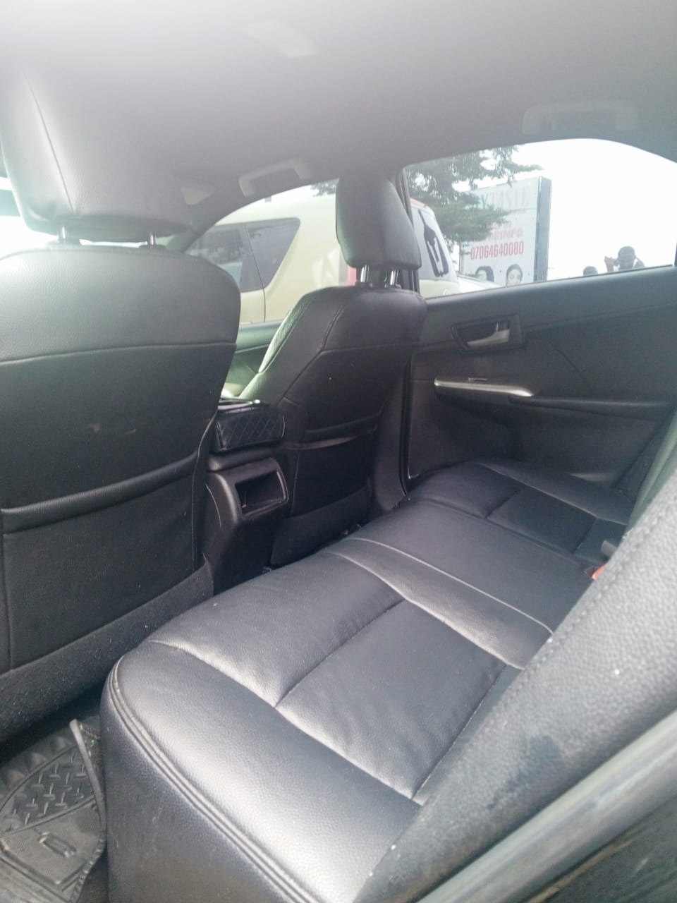 
								Belgium standard 2014 Toyota Camry untempered engine and gear AC chilling Going for 9.8M full									