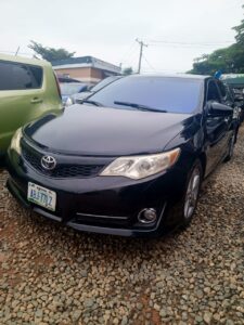 Belgium standard 2014 Toyota Camry untempered engine and gear AC chilling Going for 9.8M