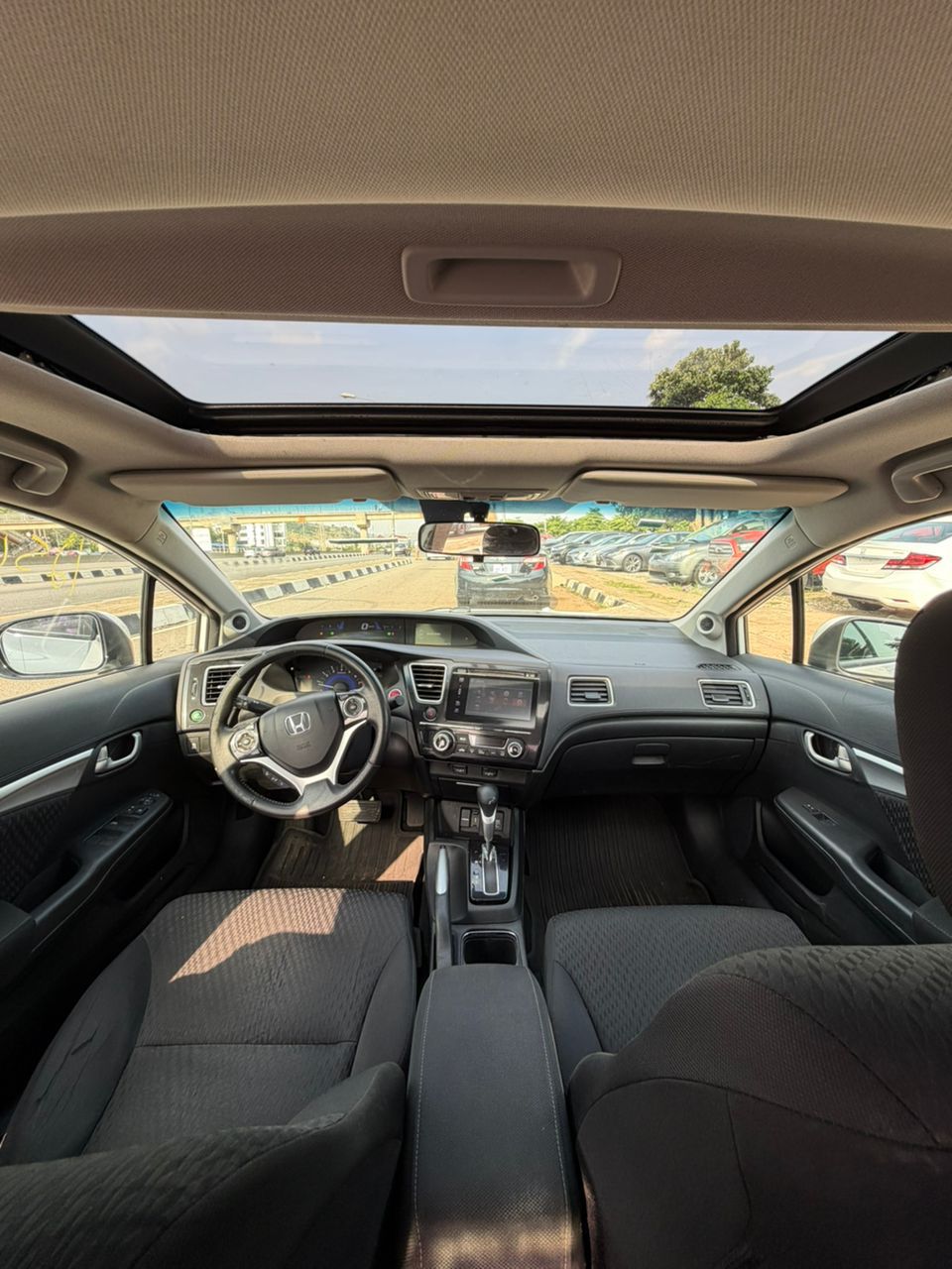 
								arrival 🇳🇬🇺🇸 Two units  Foreign use🇧🇪 civic EXL 2015 model full option double screen keyless entry and sunroof  Original duty…13M full									