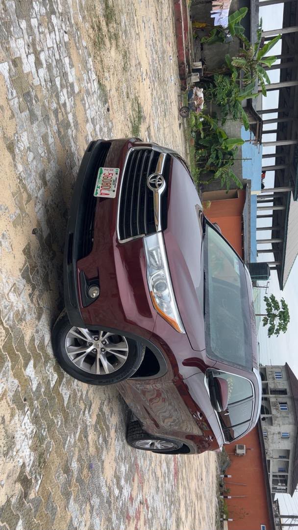
								Just touch down!!! Distress 2015 Toyota Highlander  📍Lagos 💰23M full									