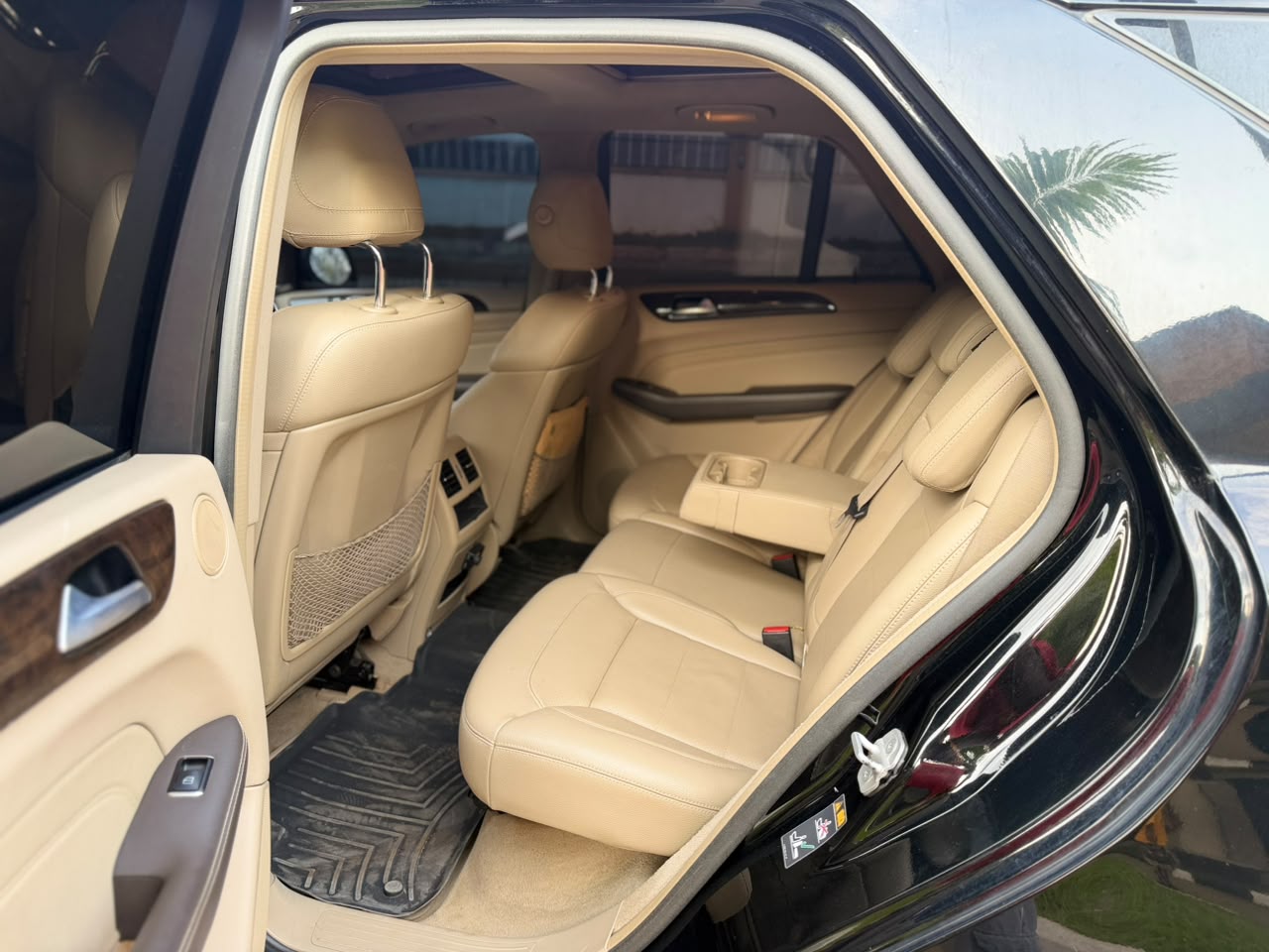 
								BELGIUM STANDARD 2013 MERCEDES-BENZ ML350 WITH REVERSE CAMERA 📷 KEYLESS AND A CLEAR DUTY✅ HEADED FOR 17 MILLION NAIRA ONLY💰 full									